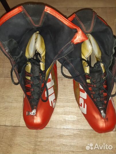 Лыжные коньковые ботинки Alpina