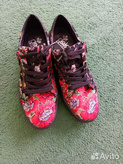 Ботинки,туфли женские rieker 41 и 42 размера