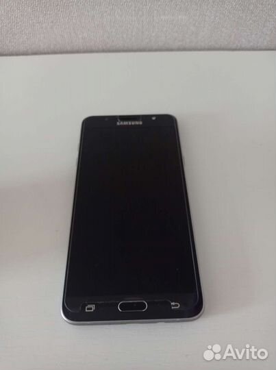 Samsung galaxy j7 2016