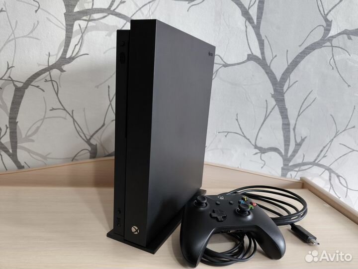 Xbox one X 1Tb