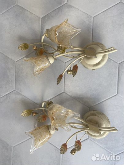 Люстра и настенные светильники