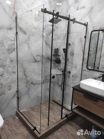 Стеклянные душевые/ перегородки/ограждения