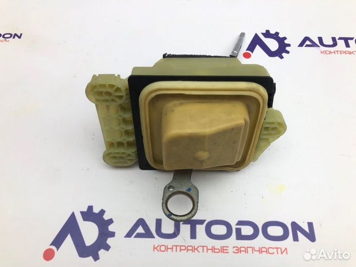 Кулиса Mercedes E-Class W211