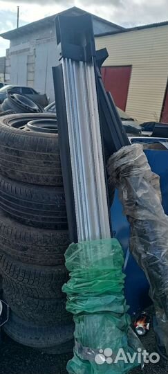 Подножка,пороги toyota rav 4 2018 года