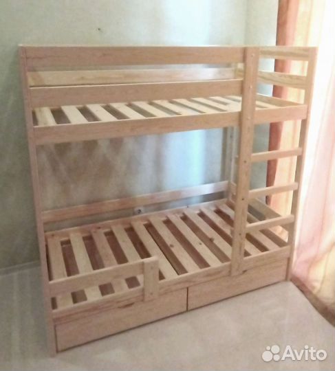 Новая детская кровать из дерева с матрасом