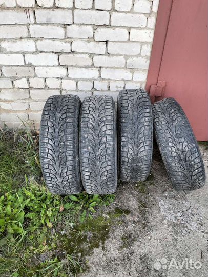 Pirelli Winter Carving Edge 215/65 R16 98T