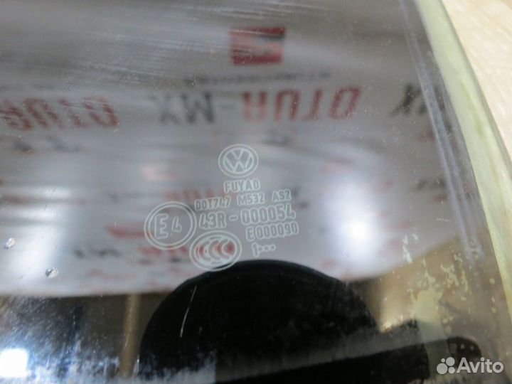 Стекло двери заднее левое Volkswagen Polo