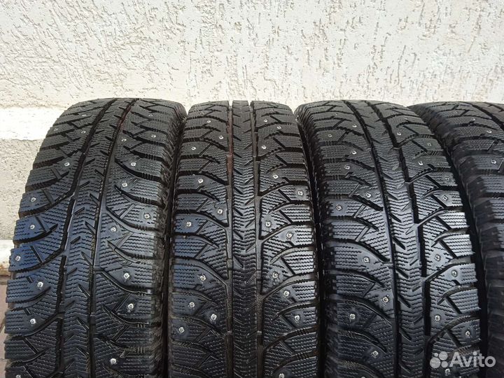 Bridgestone Ice Cruiser 7000S 175/70 R14 84T