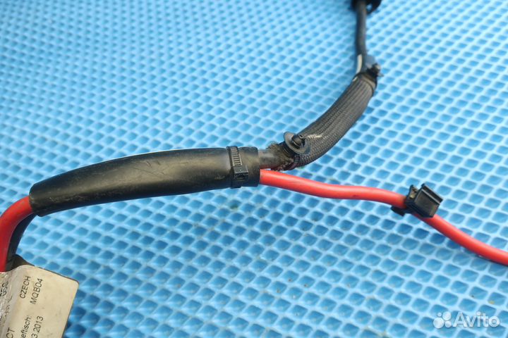 Клемма аккумулятора 5Q0971228A vag