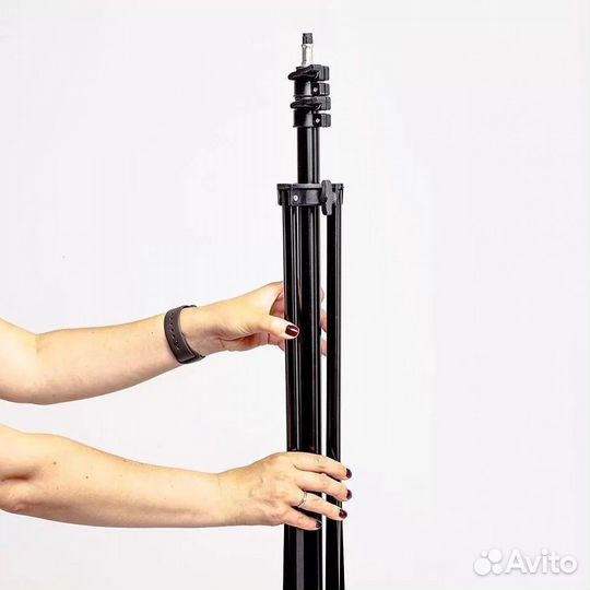 Штатив для фототехники