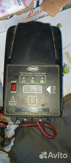 Зарядное устройство