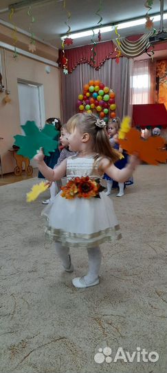 Платье на праздник осени 92