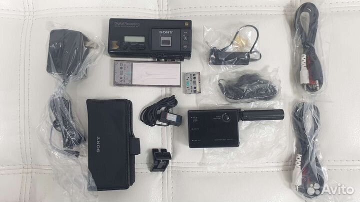 Микрокассетный плеер Sony NT-1