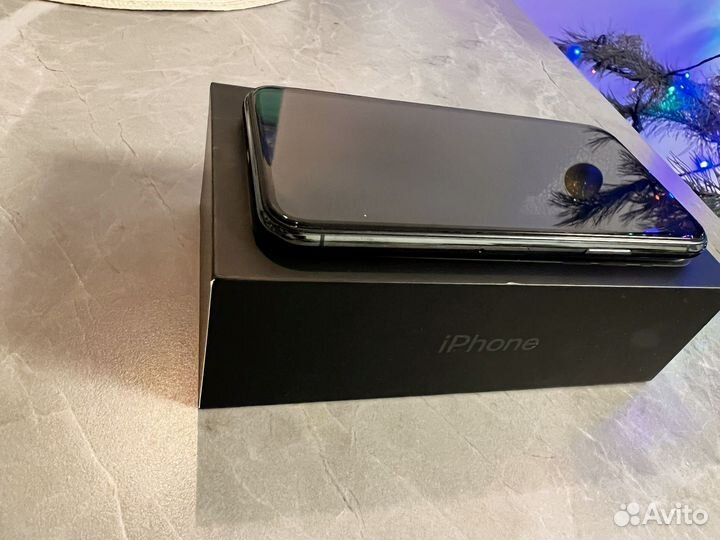 iPhone 11 Pro, 64 ГБ