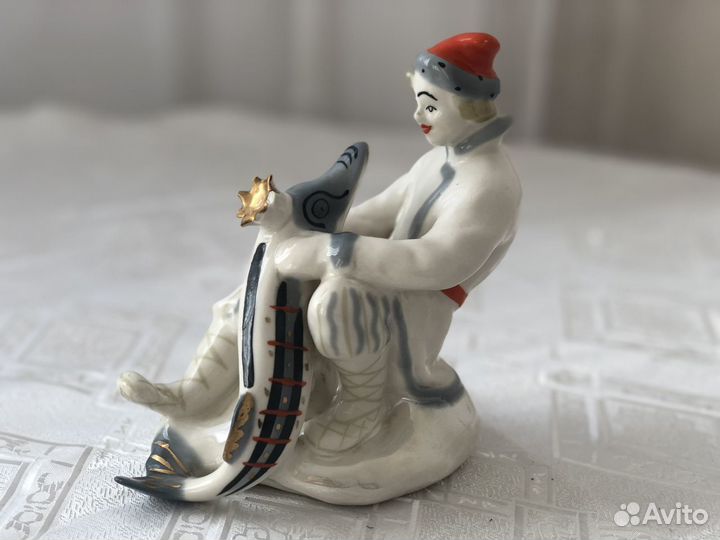 Статуэтка СССР 1960-е « По щучьему велению.»