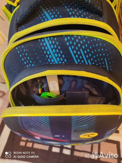 Школьный рюкзак