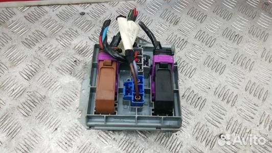 Блок предохранителей citroen jumper 3 (LNT16M101)