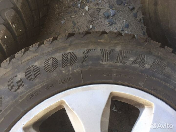 Диски с зимними шинами