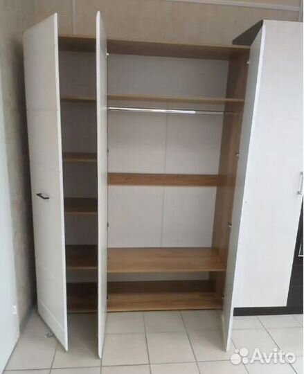 Спальный комплект (кровать, тумба, комод,шкаф)