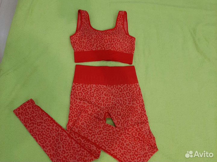 Костюм для занятий