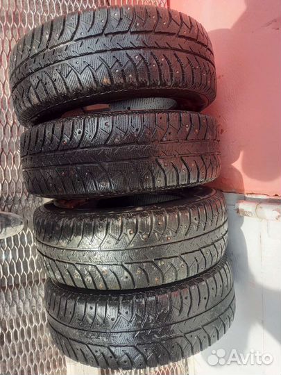 Bridgestone Playz RV PRV 195/65 R15 91T