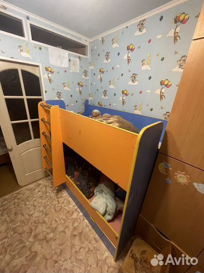 Двухярусная детская кровать