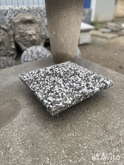 Блоки для забора. Забор из бетона. Столбы