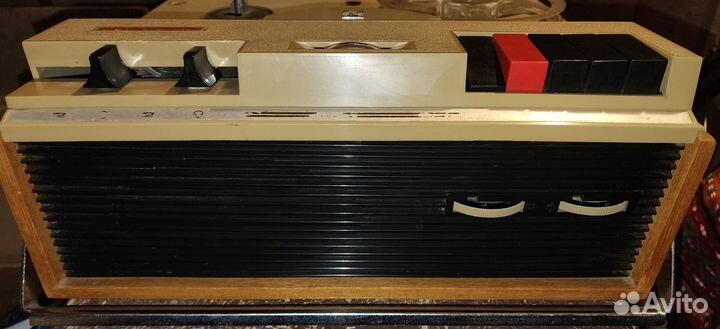 Катушечный магнитофон Дайна (Эльфа-29)