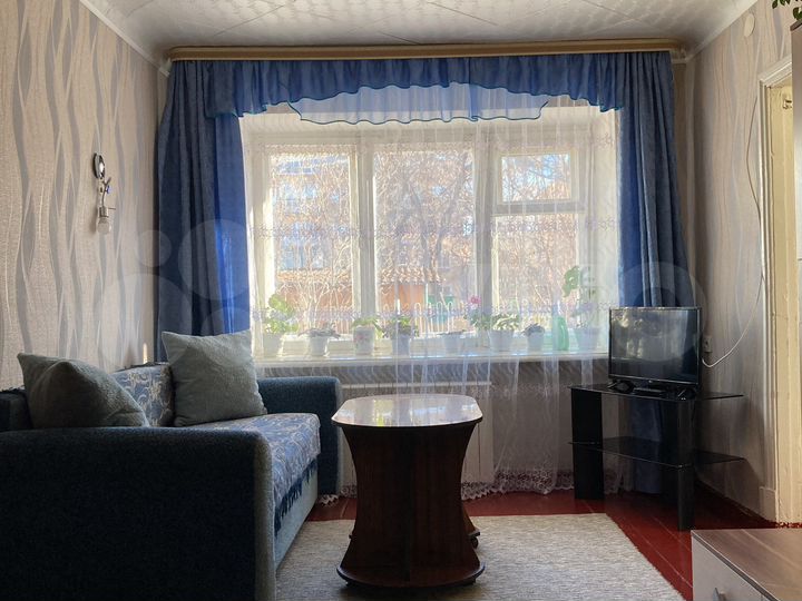 2-к. квартира, 44 м², 1/4 эт.