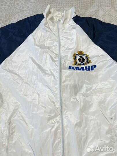 Ветровка Амур