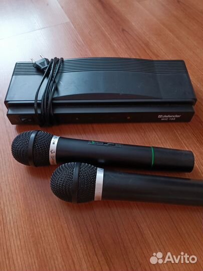 Микрофон беспроводной
