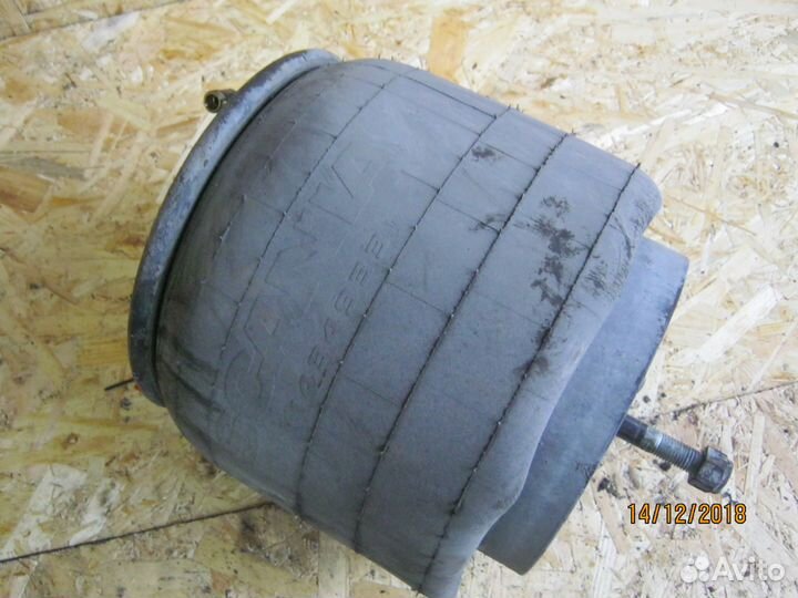 Пневмоподушка задняя Scania 1932593