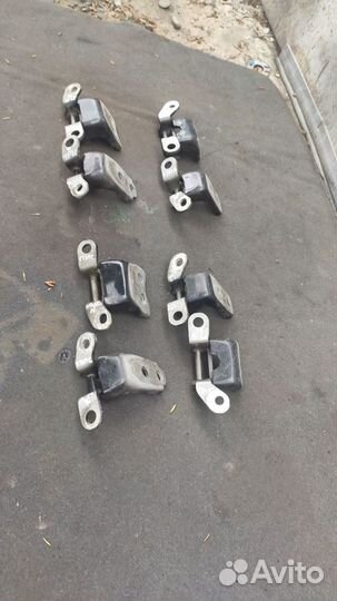 Петля двери Honda Civic 5D