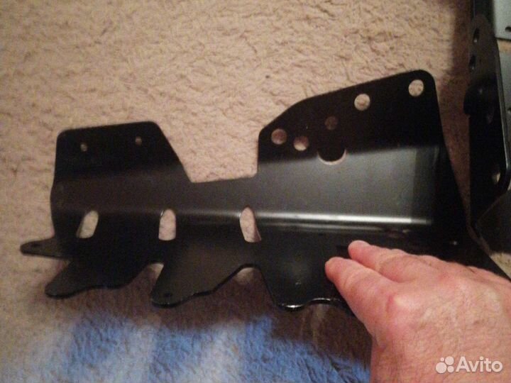 Подножки (упоры) на снегоход