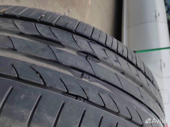 Rotalla Setula S-Race RU01 235/50 R18 101Y