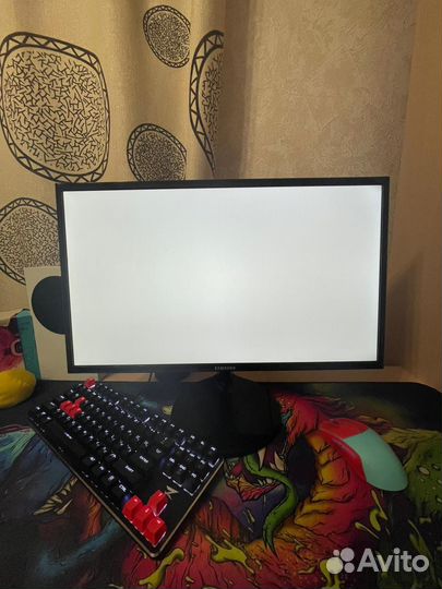Монитор Samsung 23,5 дюйма, 75 гц