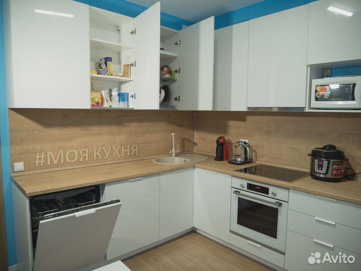 Кухонный гарнитур. Цена за всю кухню