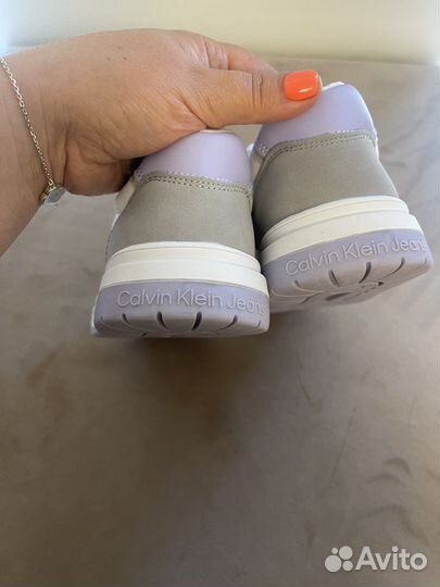 Calvin Klein кроссовки для девочки оригинал 34 р