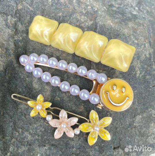 Заколки для волос