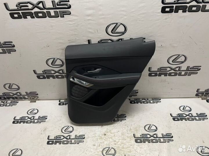 Обшивка двери прав. зад. jaguar E-pace