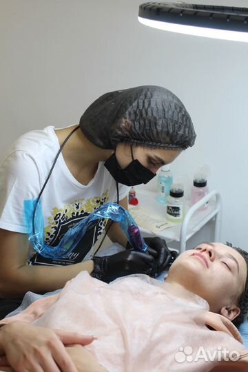 Модель на перманентный макияж