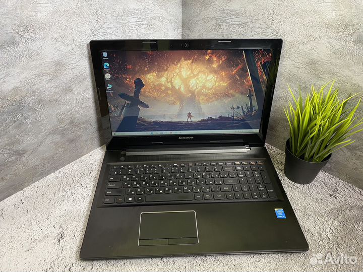 Игровой ноутбук Lenovo 2 видеокарты/SSD