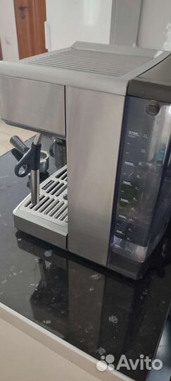 Кофемашина bork 700