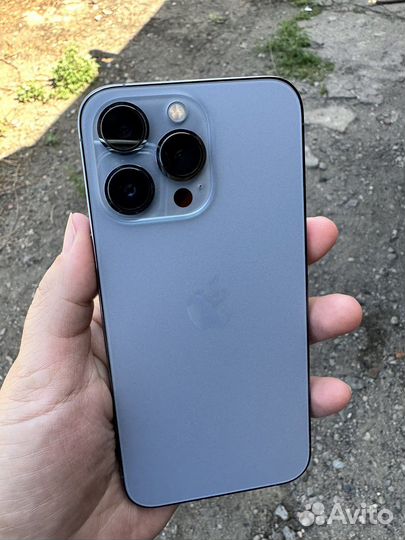 iPhone 13 pro 256 sierra blue