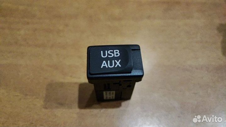 Адаптер магнитолы Toyota Land Cruiser 200