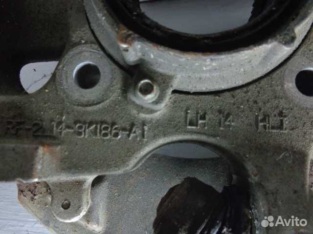 Кулак поворотный левый Lincoln Navigator 2 2L143K1