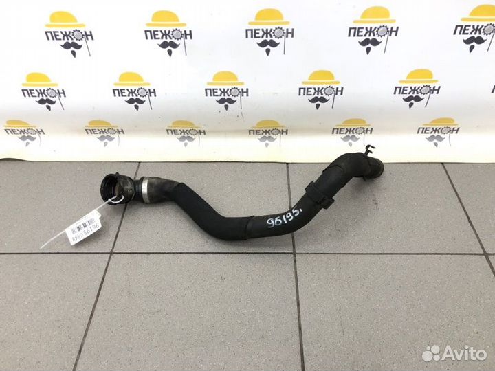 Патрубок радиатора нижний Ford Kuga внедорожник