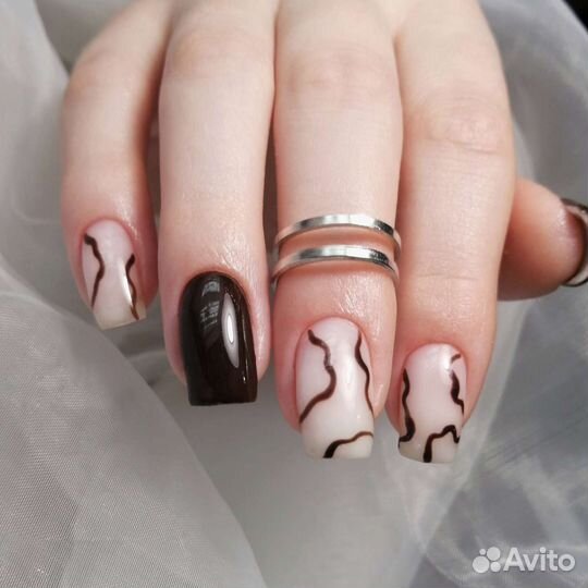 Маникюр с покрытием гель-лаком