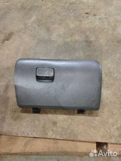 Запчасти на торпедо Kia Spectra