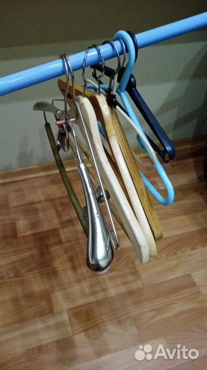 Вешалки плечики